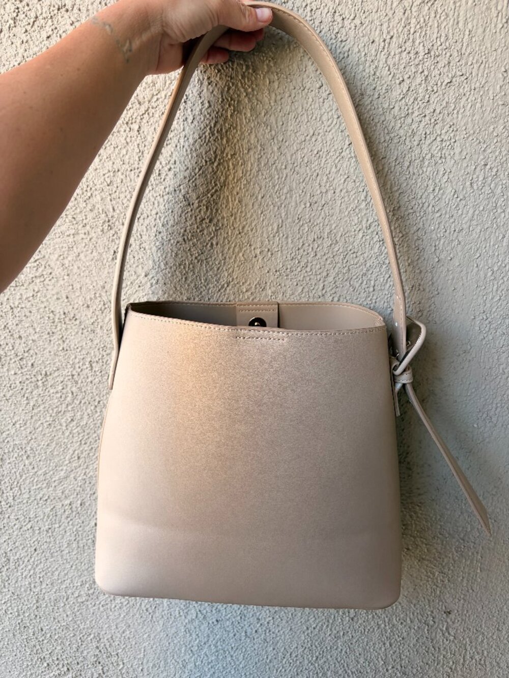 NWOT Genuine Leather Bucket Bag